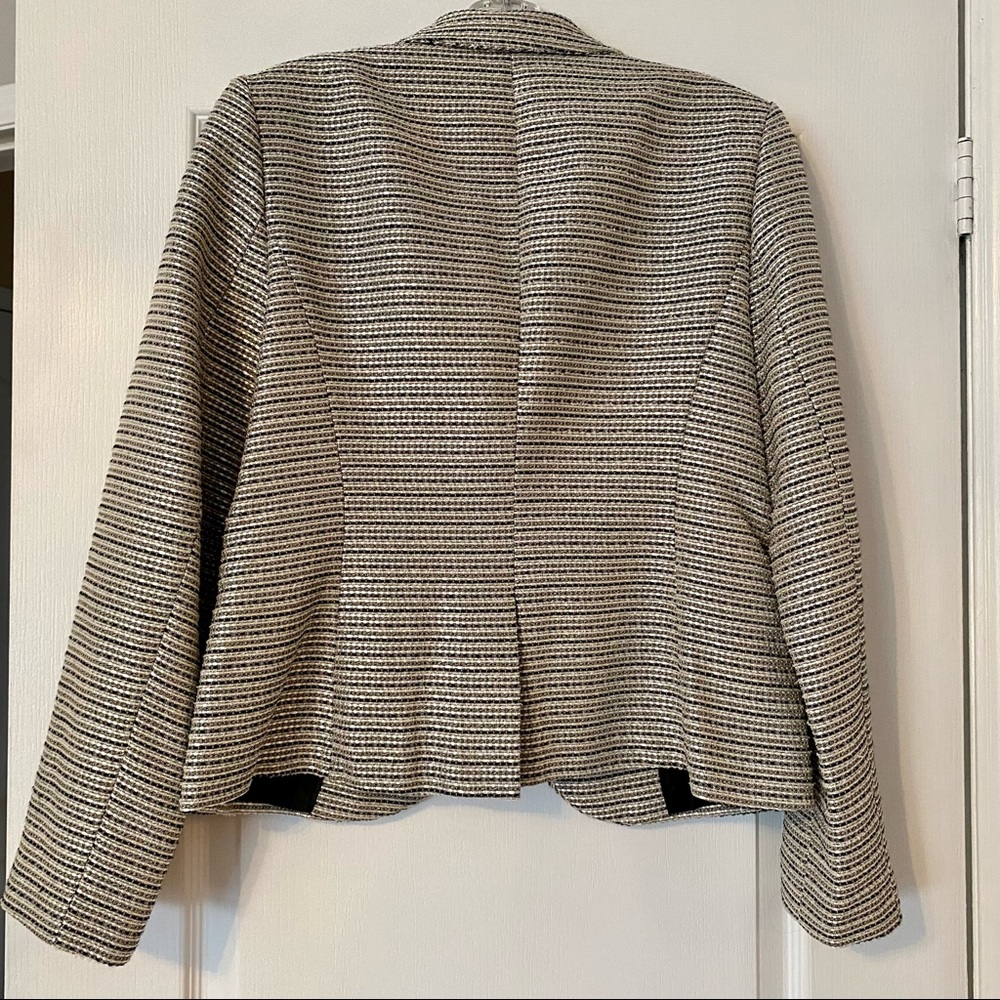 CK blazer - Picture 2 of 3
